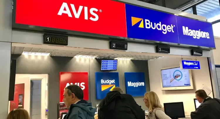 דלפק משותף של קבוצת Avis Budget המחזיקה גם בבעלות על המותג Maggiore האיטלקי